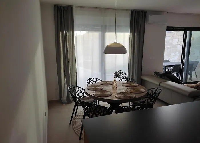 ヴィラ Montini ヴォディツェ